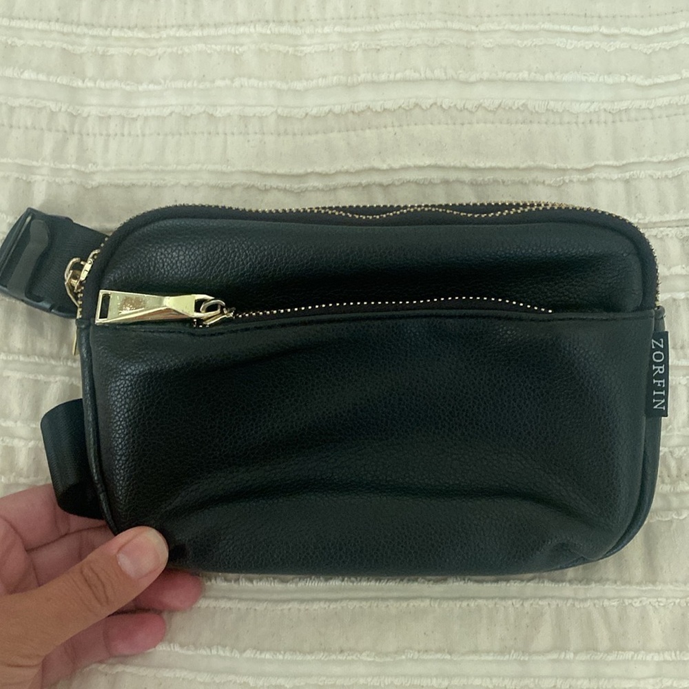 Pebbled Black Leather Crossbody Belt Bag - Picture 6 of 9